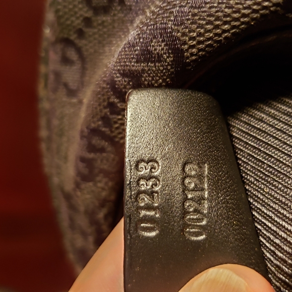 GUCCI - Picture 8 of 9